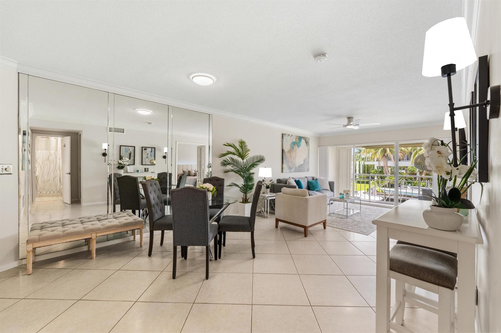 68 YACHT CLUB Drive 20 photo 4