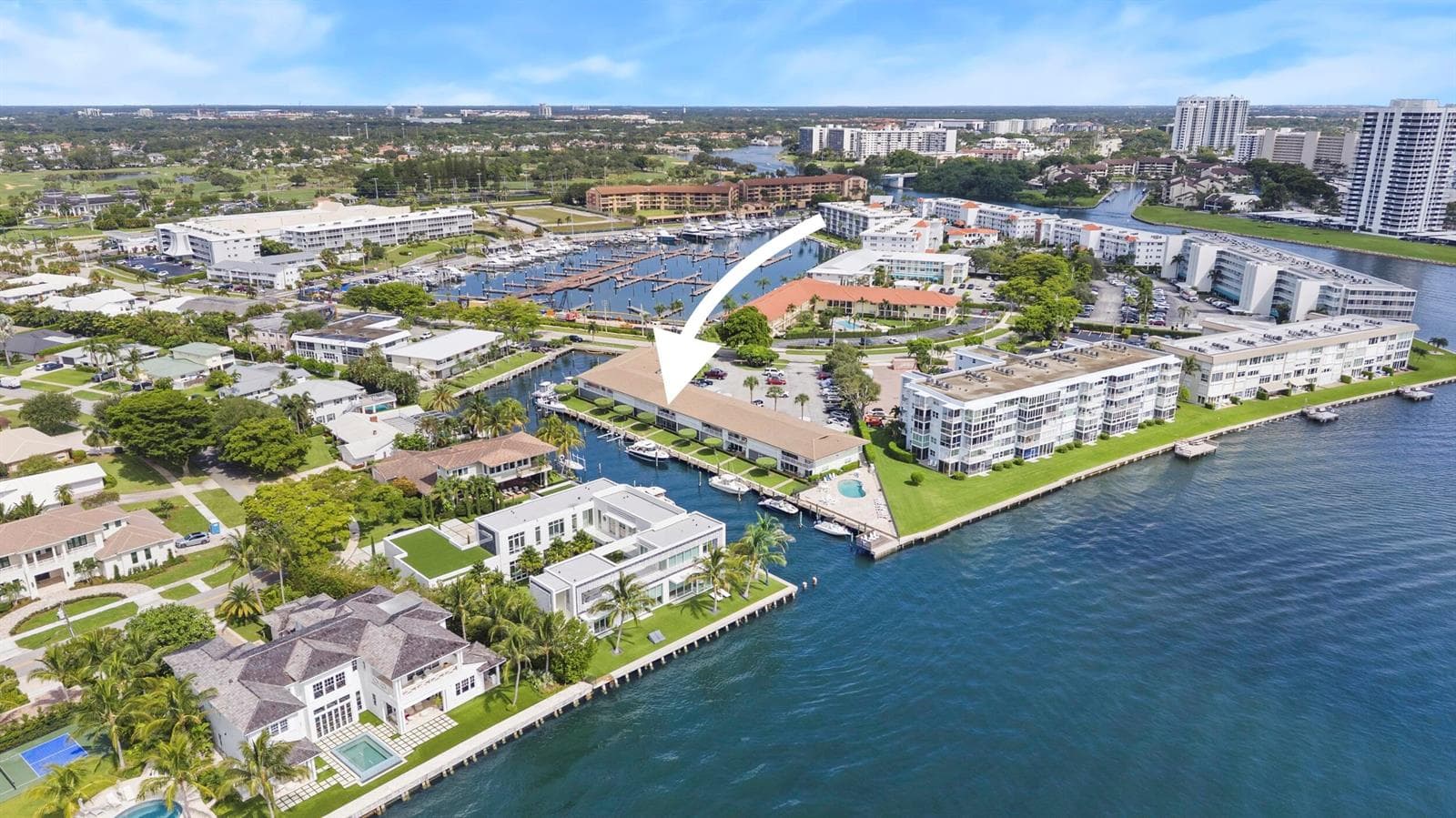 68 YACHT CLUB Drive 20 photo 21