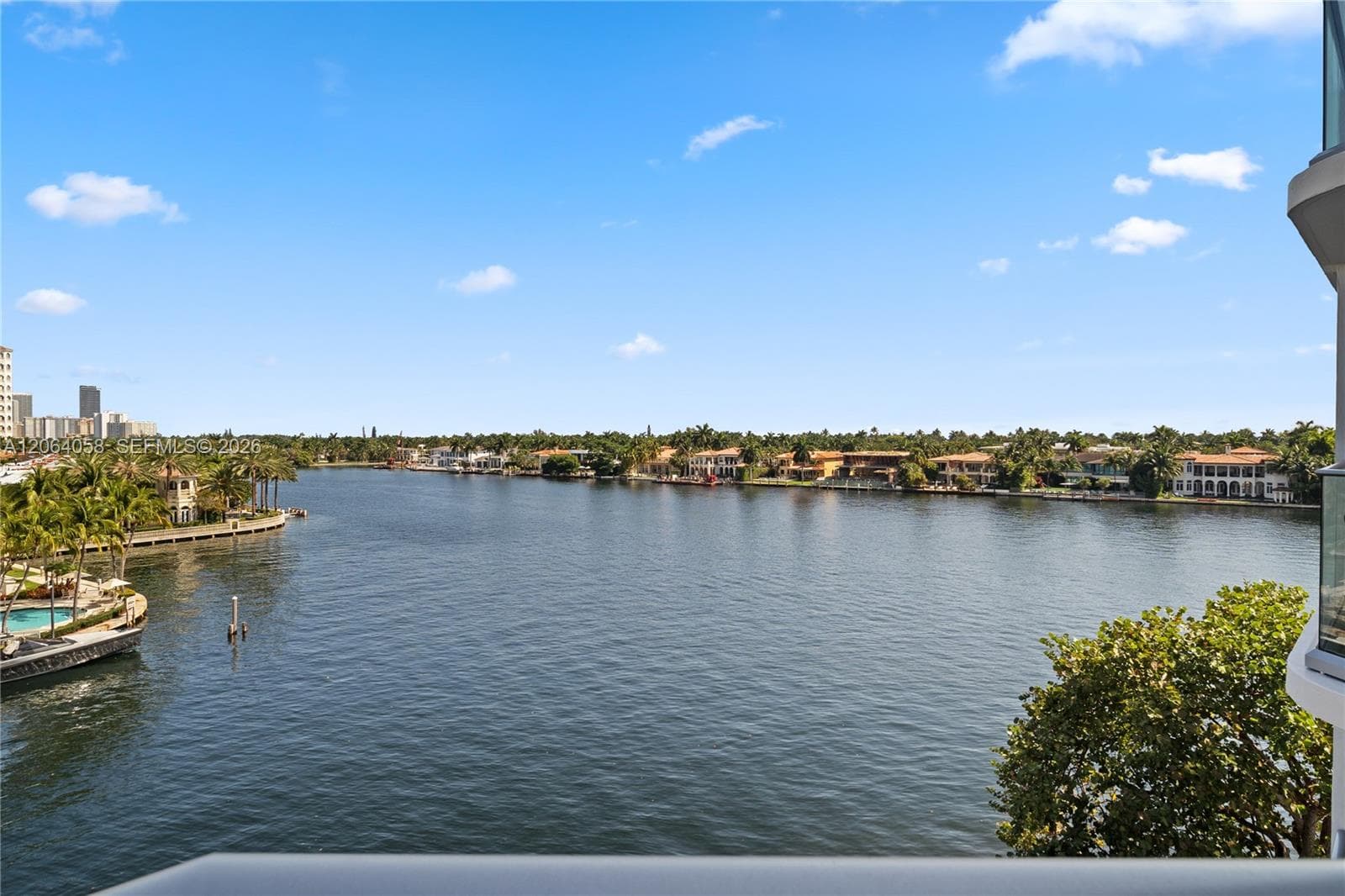 19707 Turnberry Way 6K photo 3