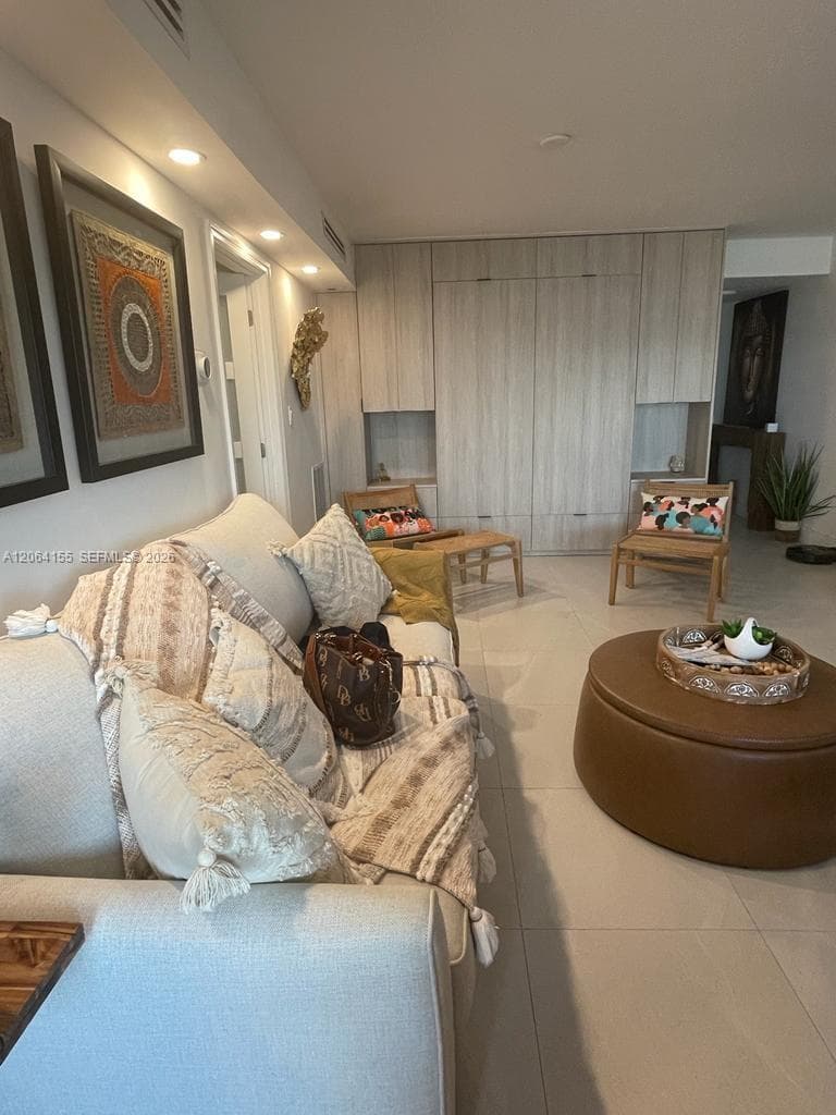 9225 Collins Ave 1407 photo 8