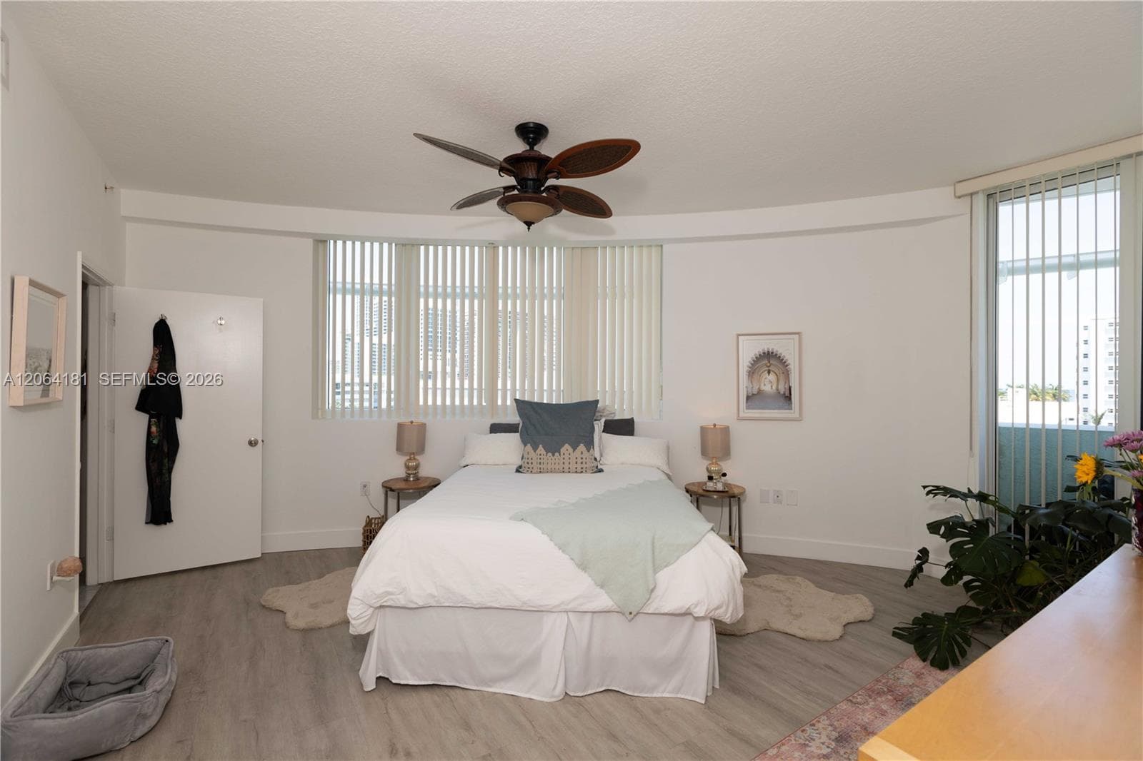 6580 Indian Creek Dr 510 photo 20
