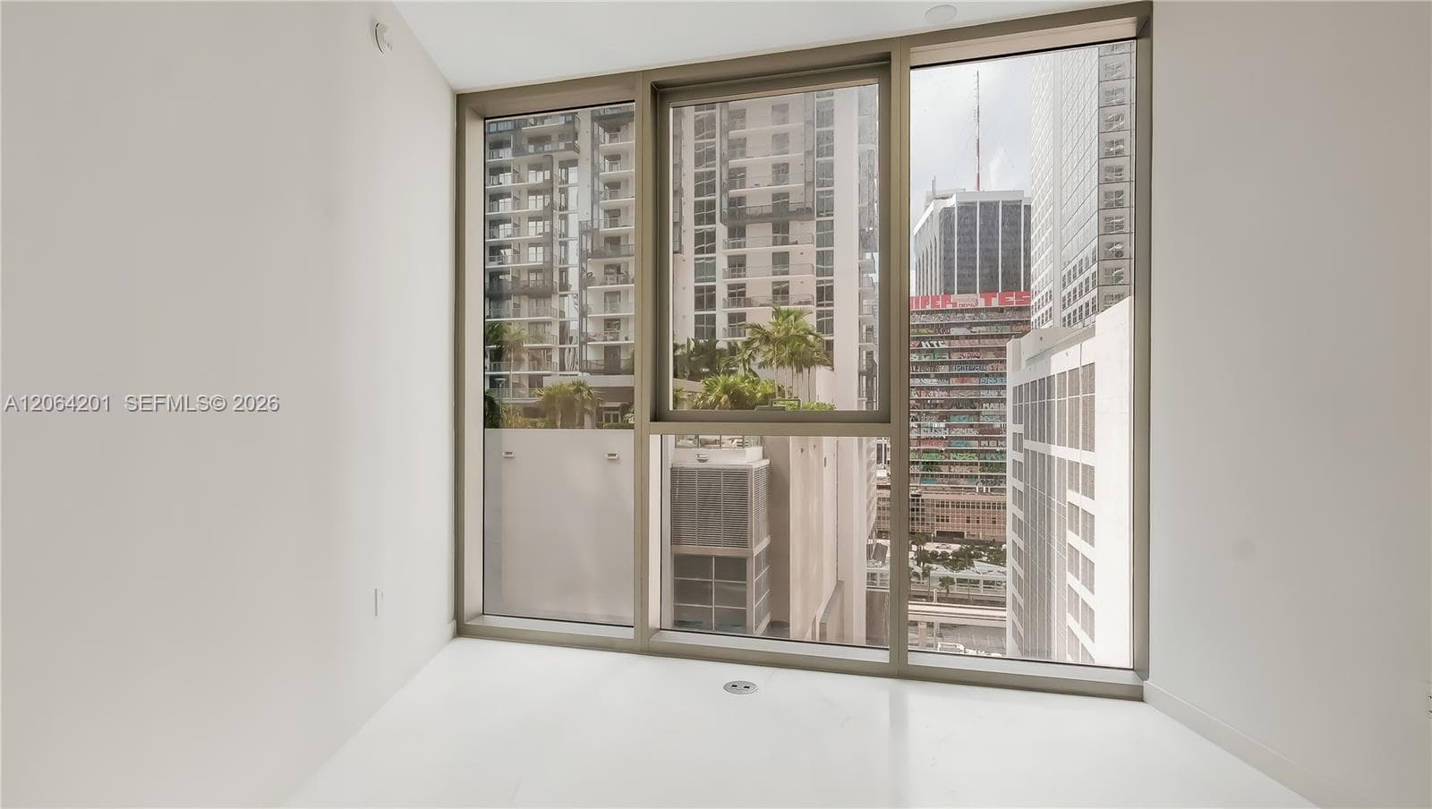 300 Biscayne Boulevard Way 1106E photo 9