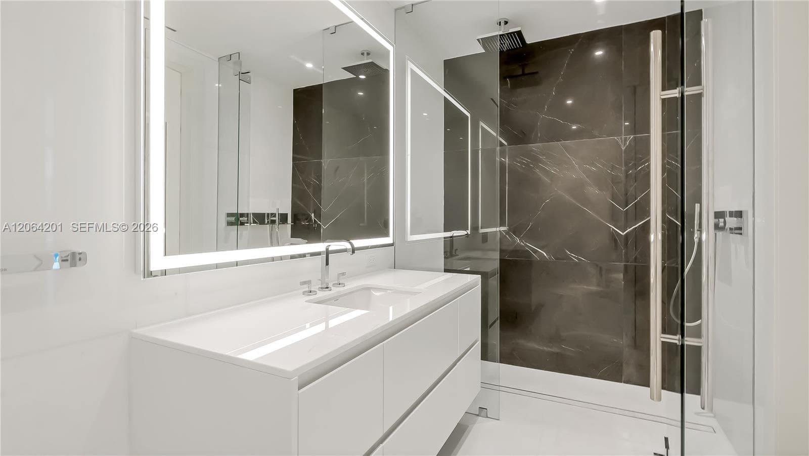 300 Biscayne Boulevard Way 1106E photo 18