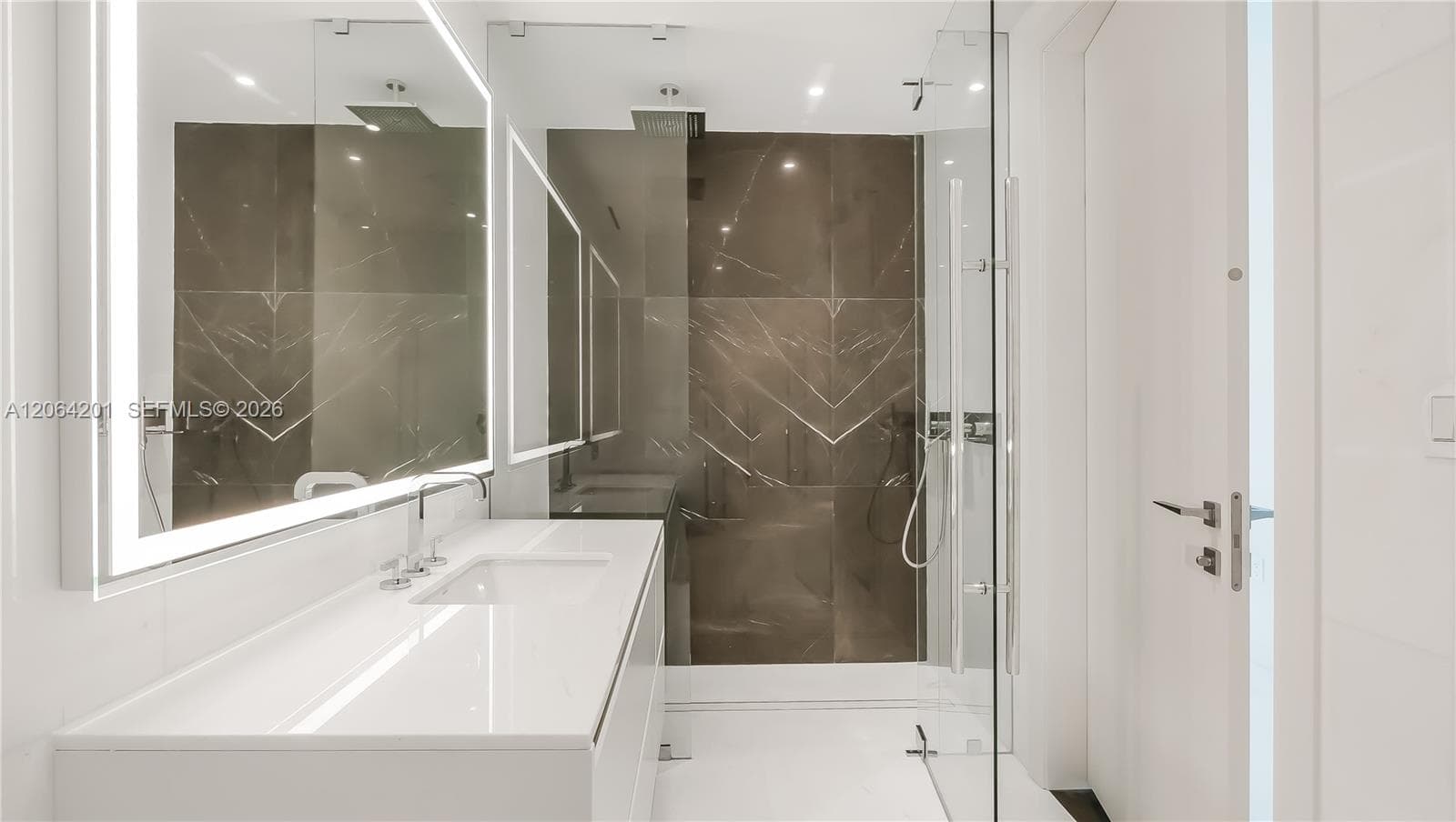 300 Biscayne Boulevard Way 1106E photo 15