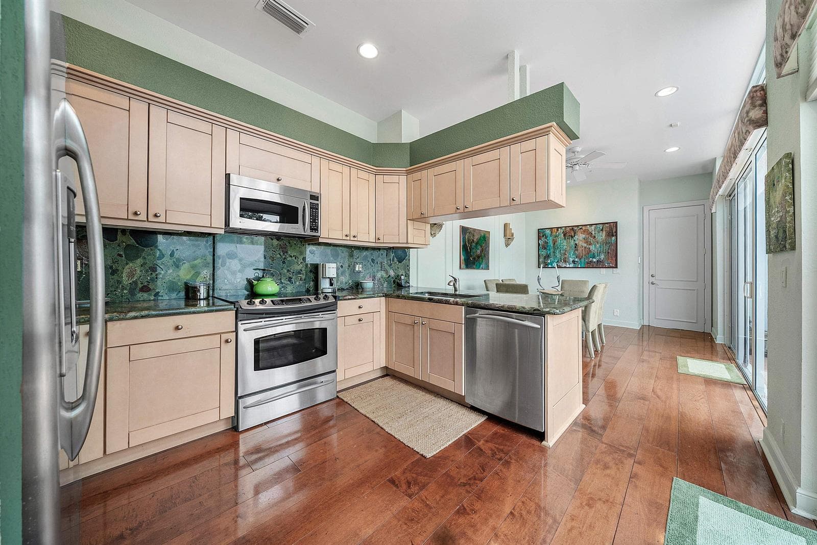 2115 S Ocean Boulevard 14 photo 21