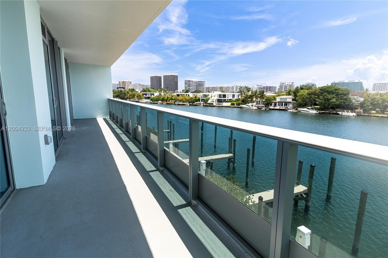 9221 E Bay Harbor Drive 307 photo 2
