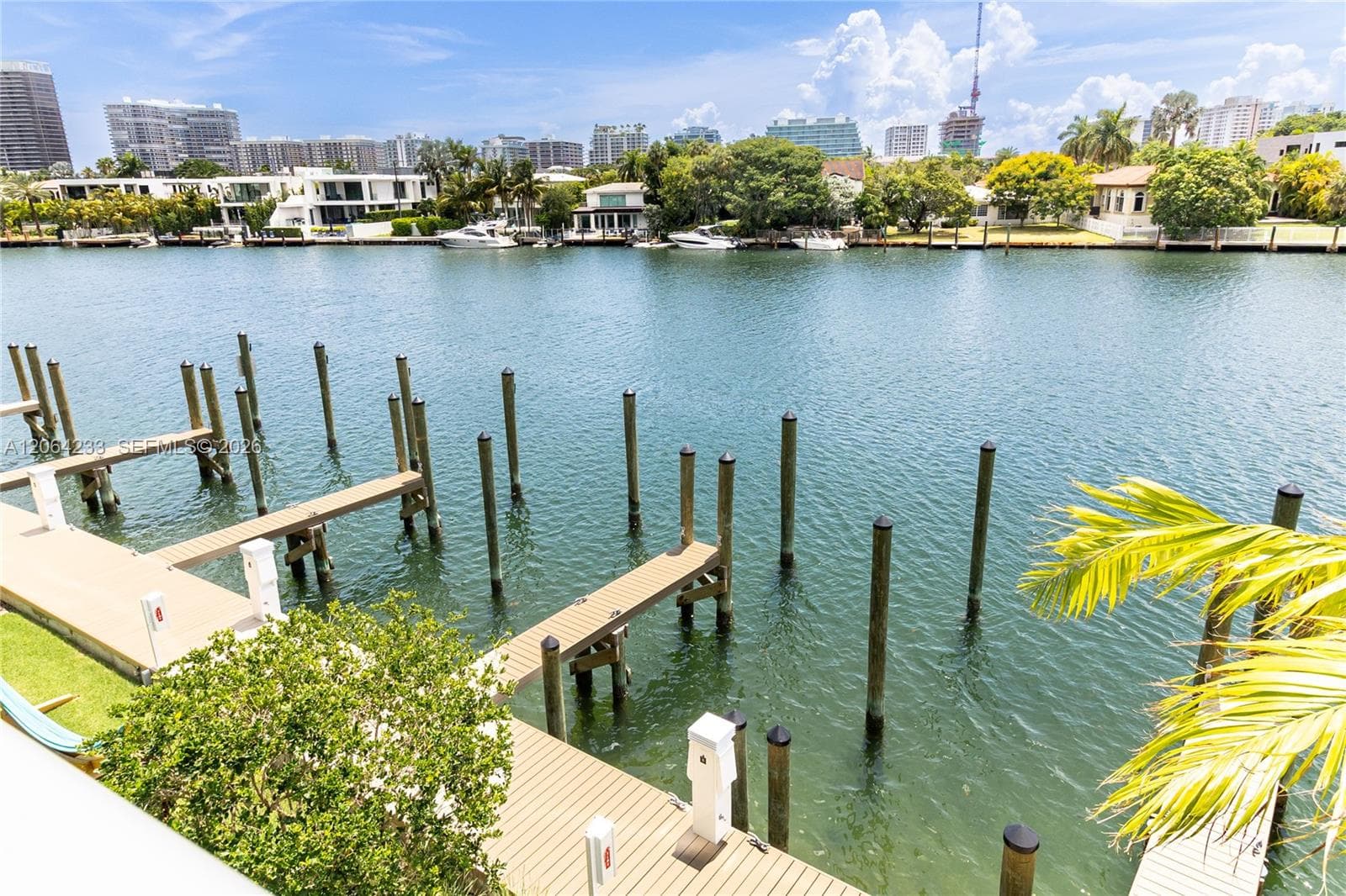 9221 E Bay Harbor Drive 307 photo 3