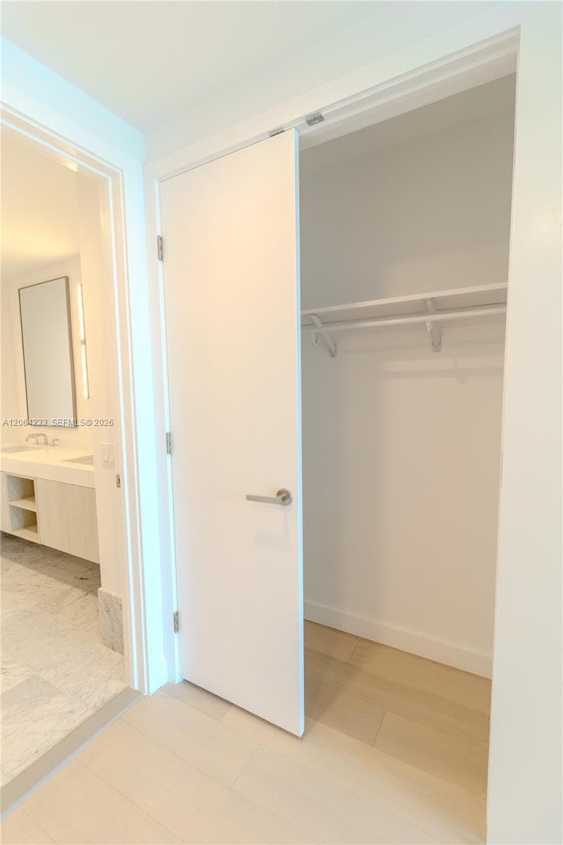9221 E Bay Harbor Drive 307 photo 14