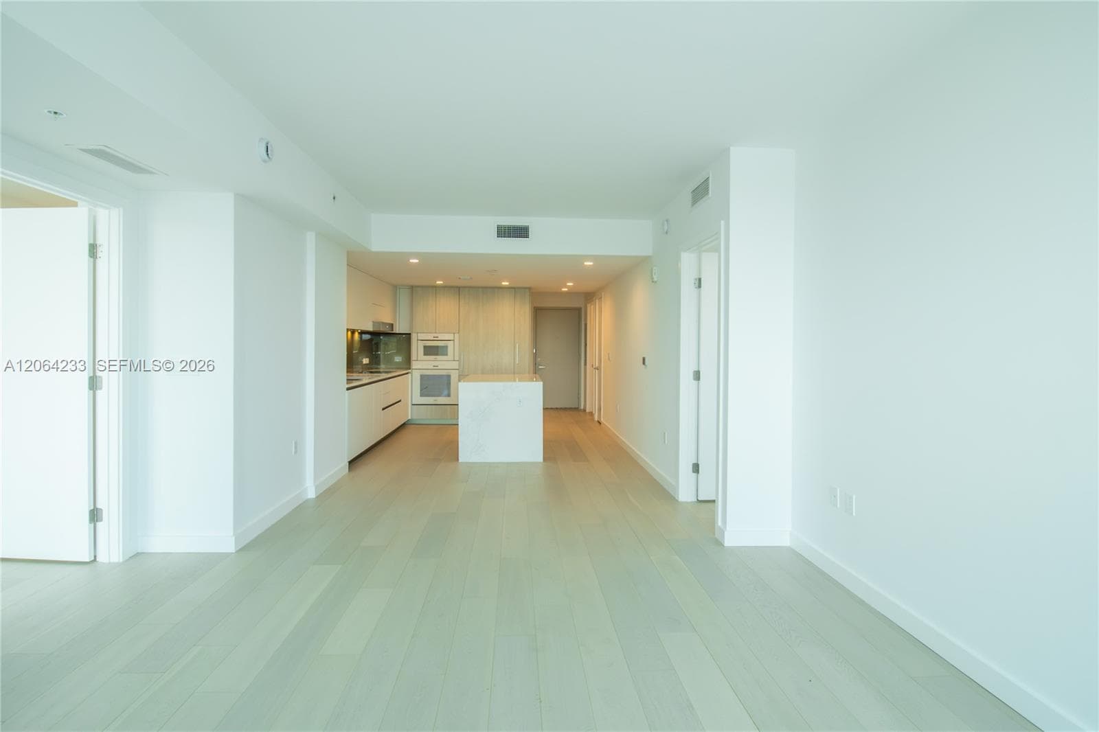 9221 E Bay Harbor Drive 307 photo 8