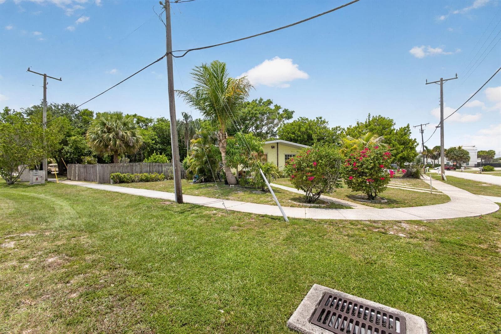 1220 Cherokee Street photo 4