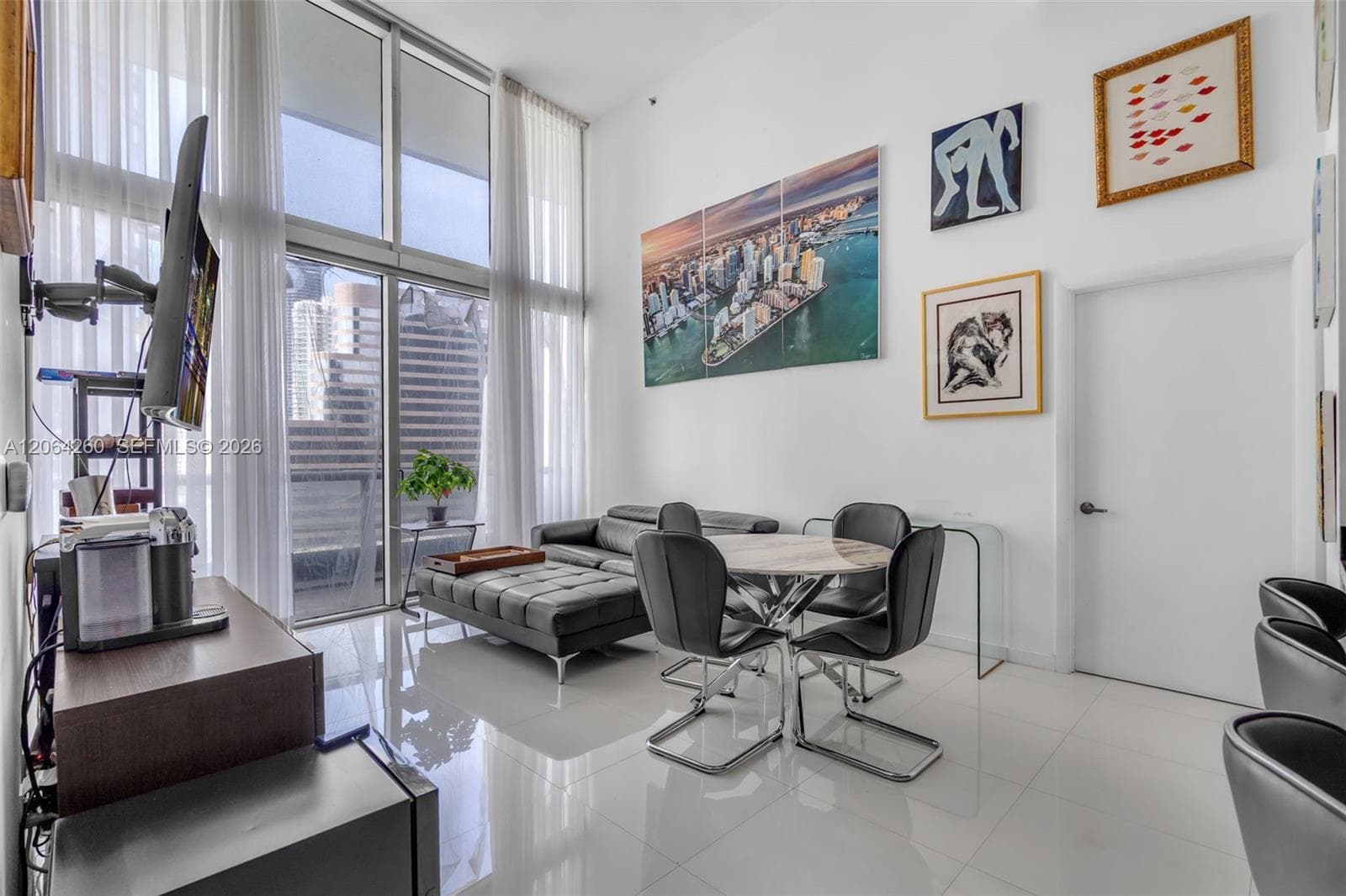475 Brickell Ave 2813 photo 6