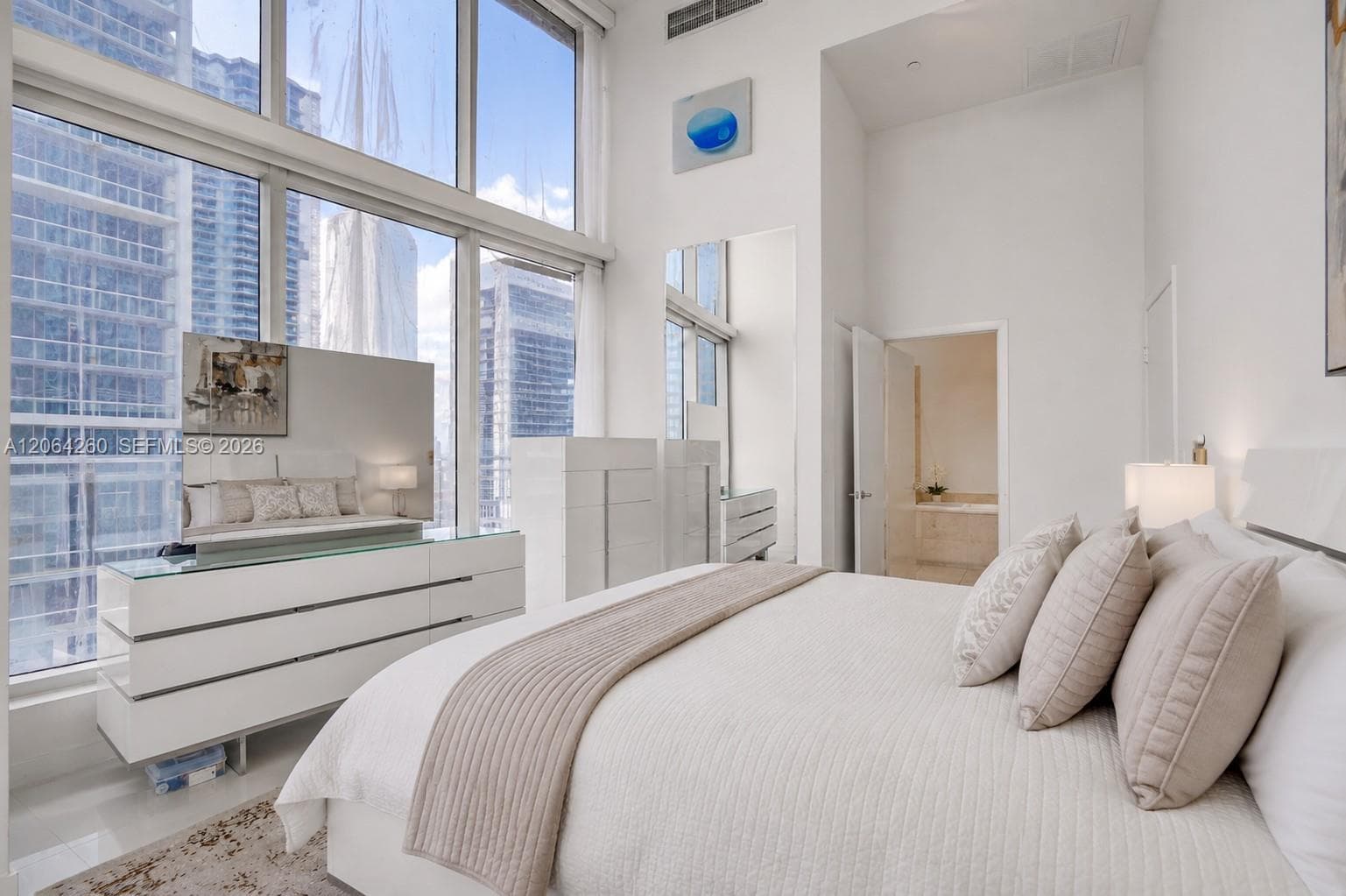 475 Brickell Ave 2813 photo 12