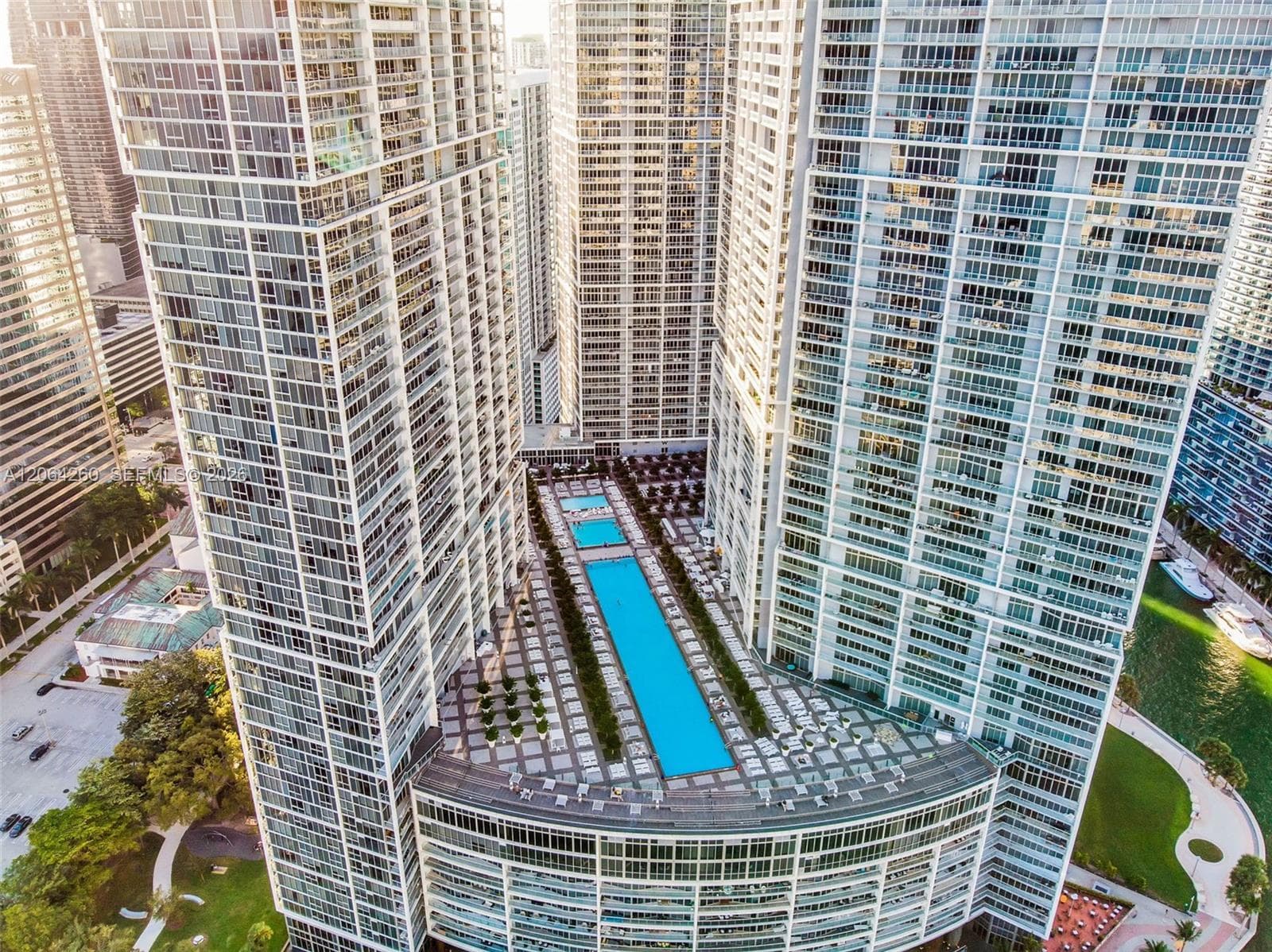 475 Brickell Ave 2813 photo 25