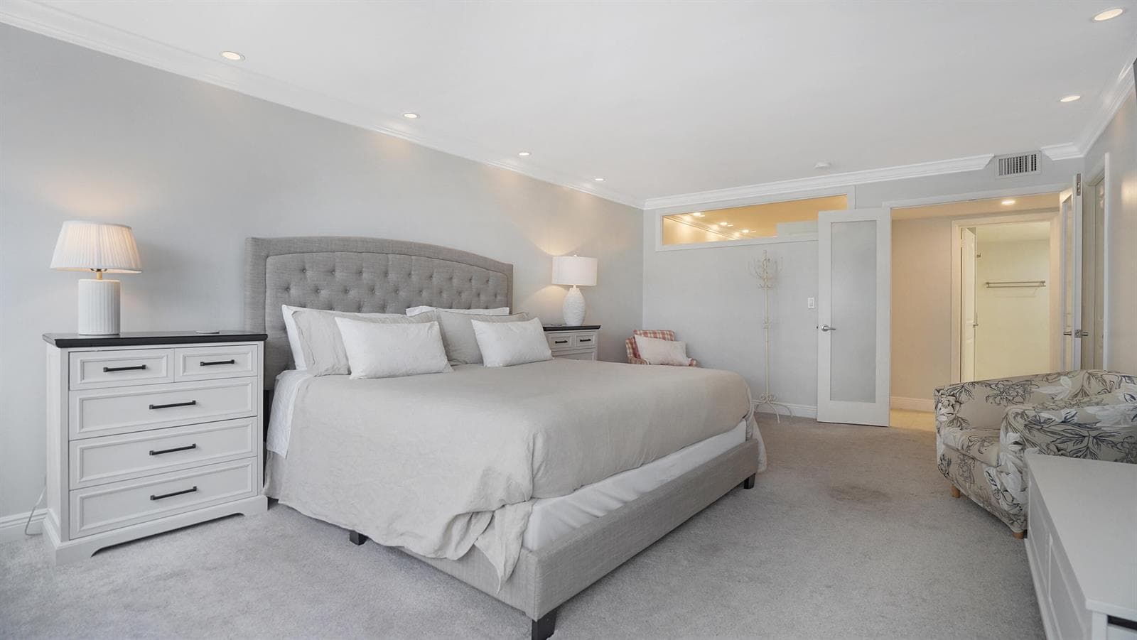 3430 Galt Ocean Drive 407 photo 15