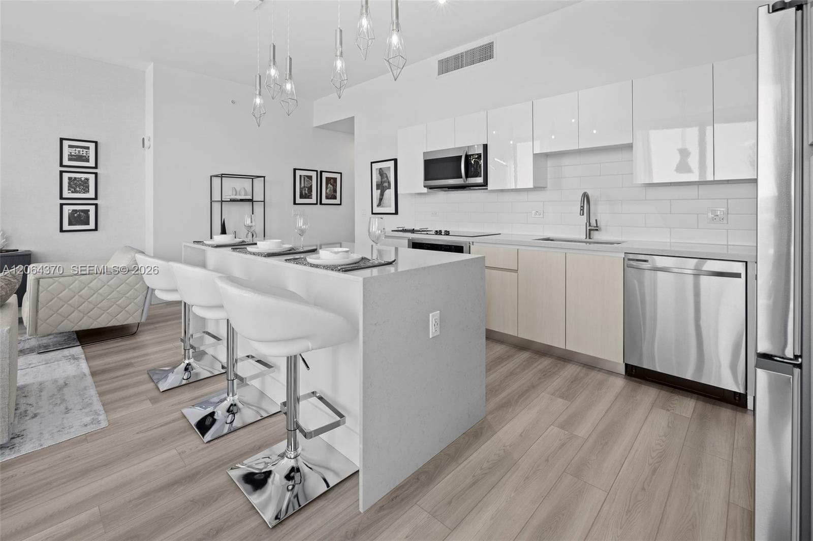 101 Diplomat Pkwy 2310 photo 6
