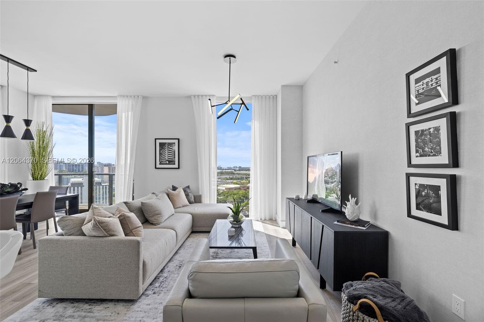 101 Diplomat Pkwy 2310 photo 4
