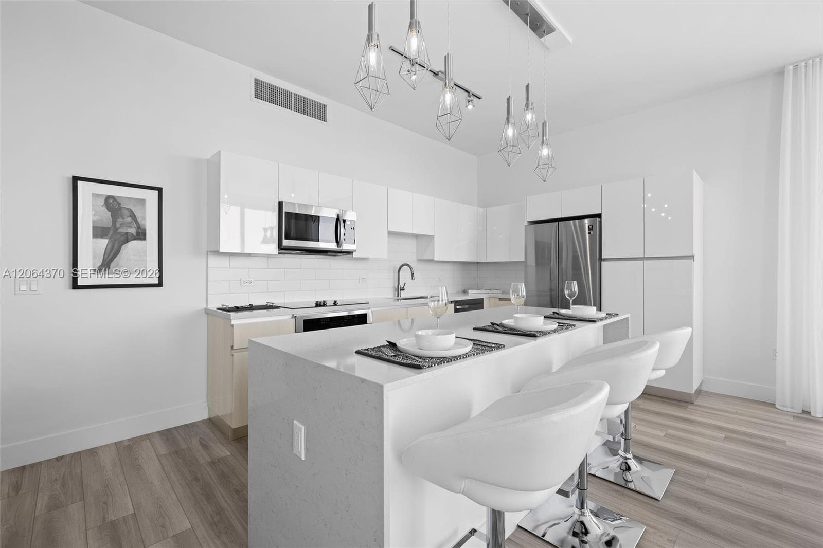 101 Diplomat Pkwy 2310 photo 8