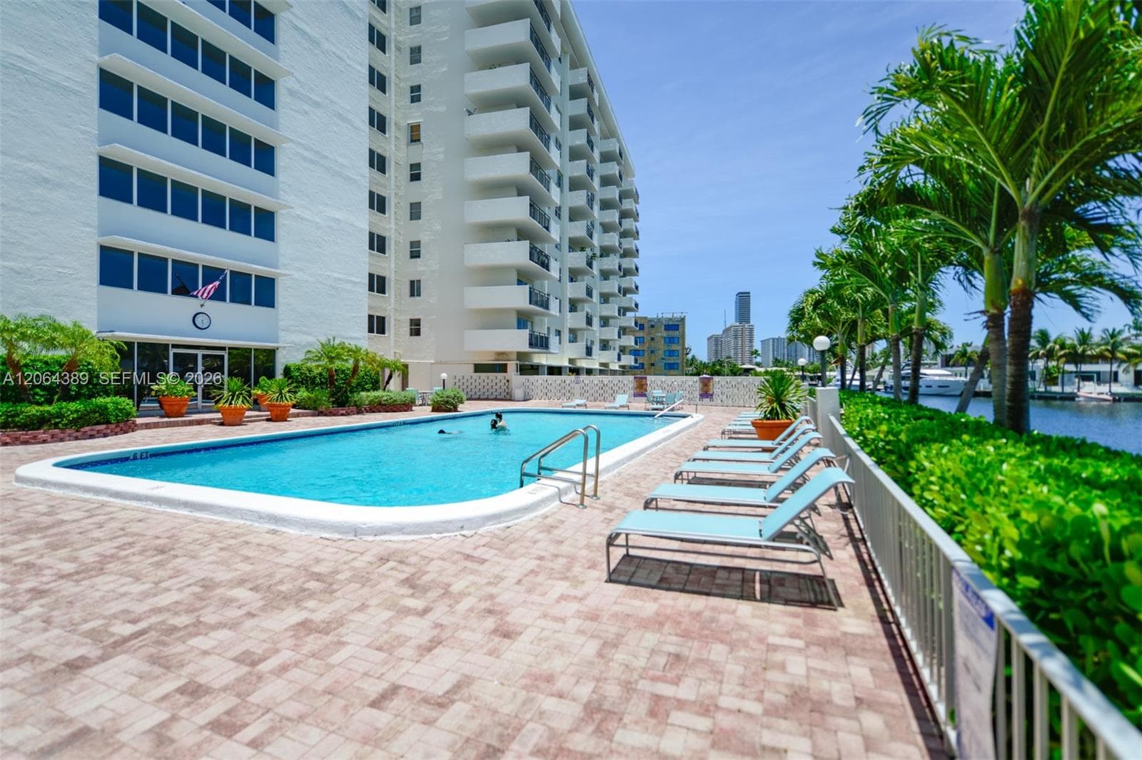 401 Golden Isles Dr 312 photo 24