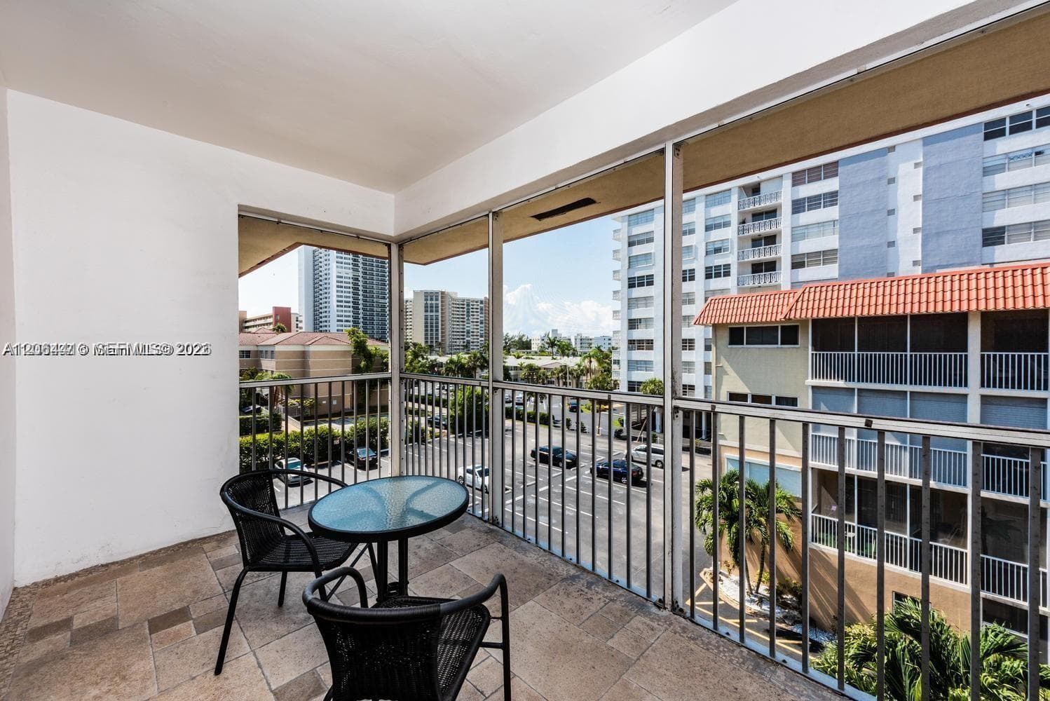 2081 S Ocean Dr 411 photo 10