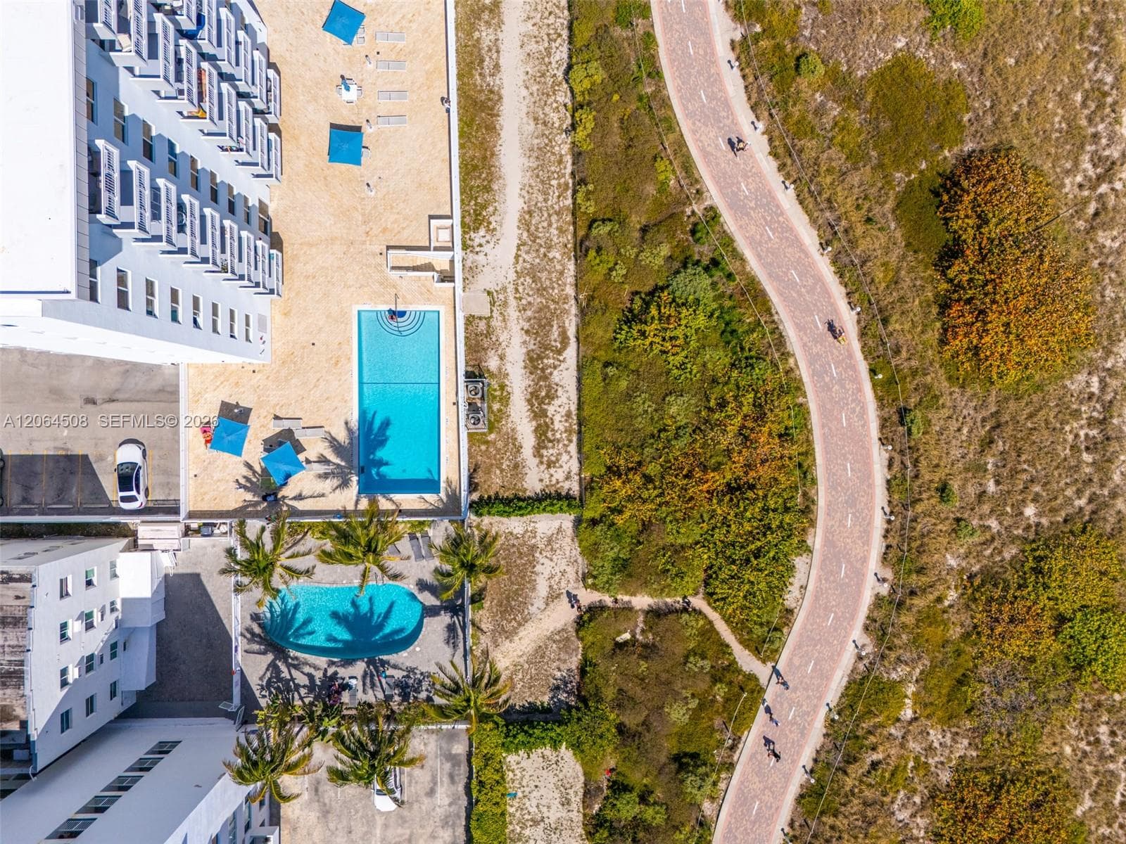 345 Ocean Dr 610 photo 17