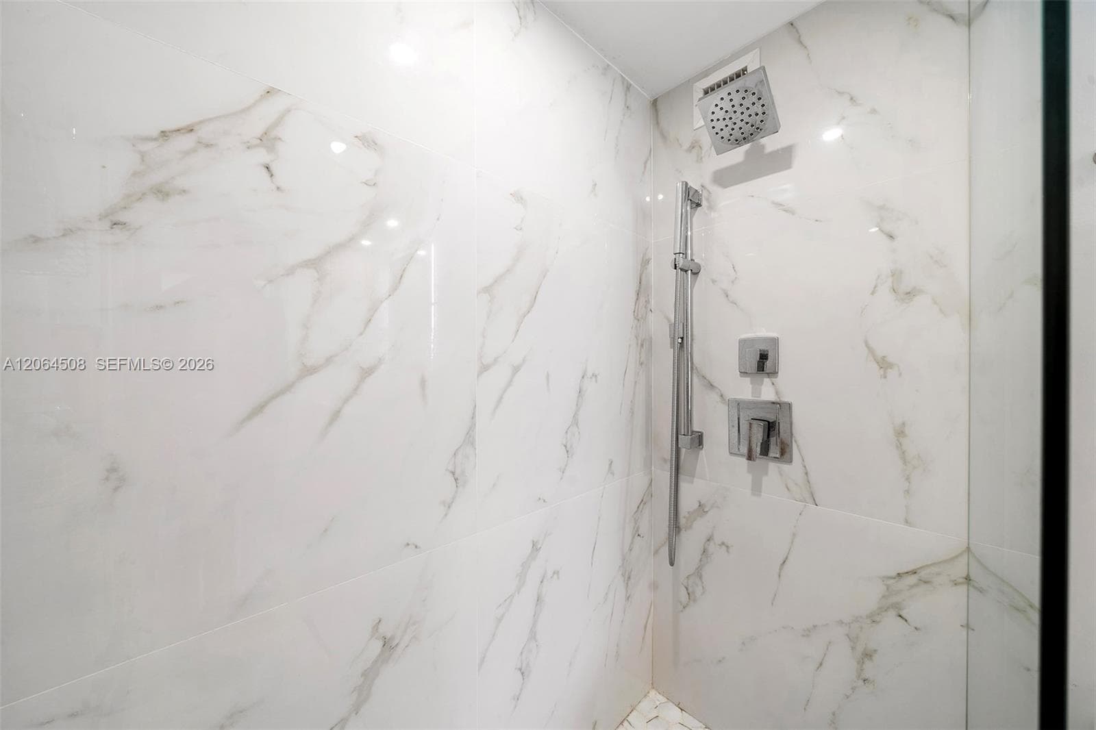345 Ocean Dr 610 photo 14