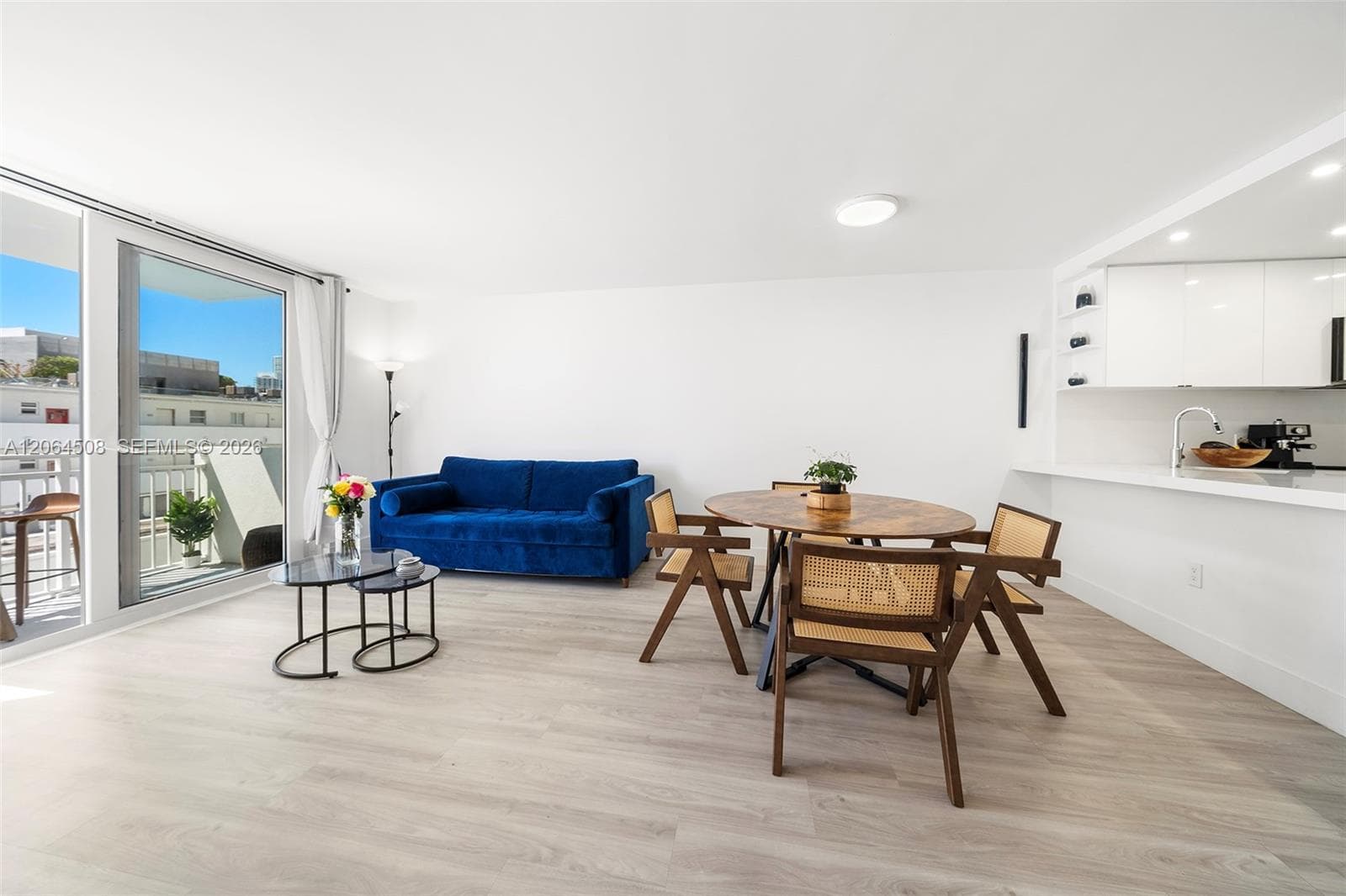 345 Ocean Dr 610 photo 8