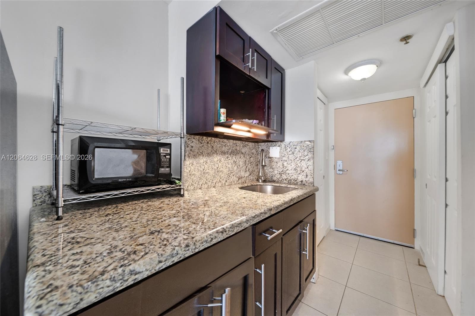 19201 Collins Ave 1117 photo 15