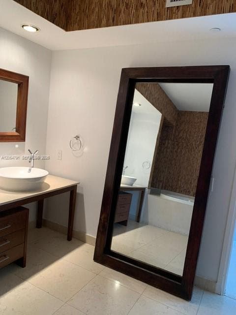 450 Alton Rd 2207 photo 18