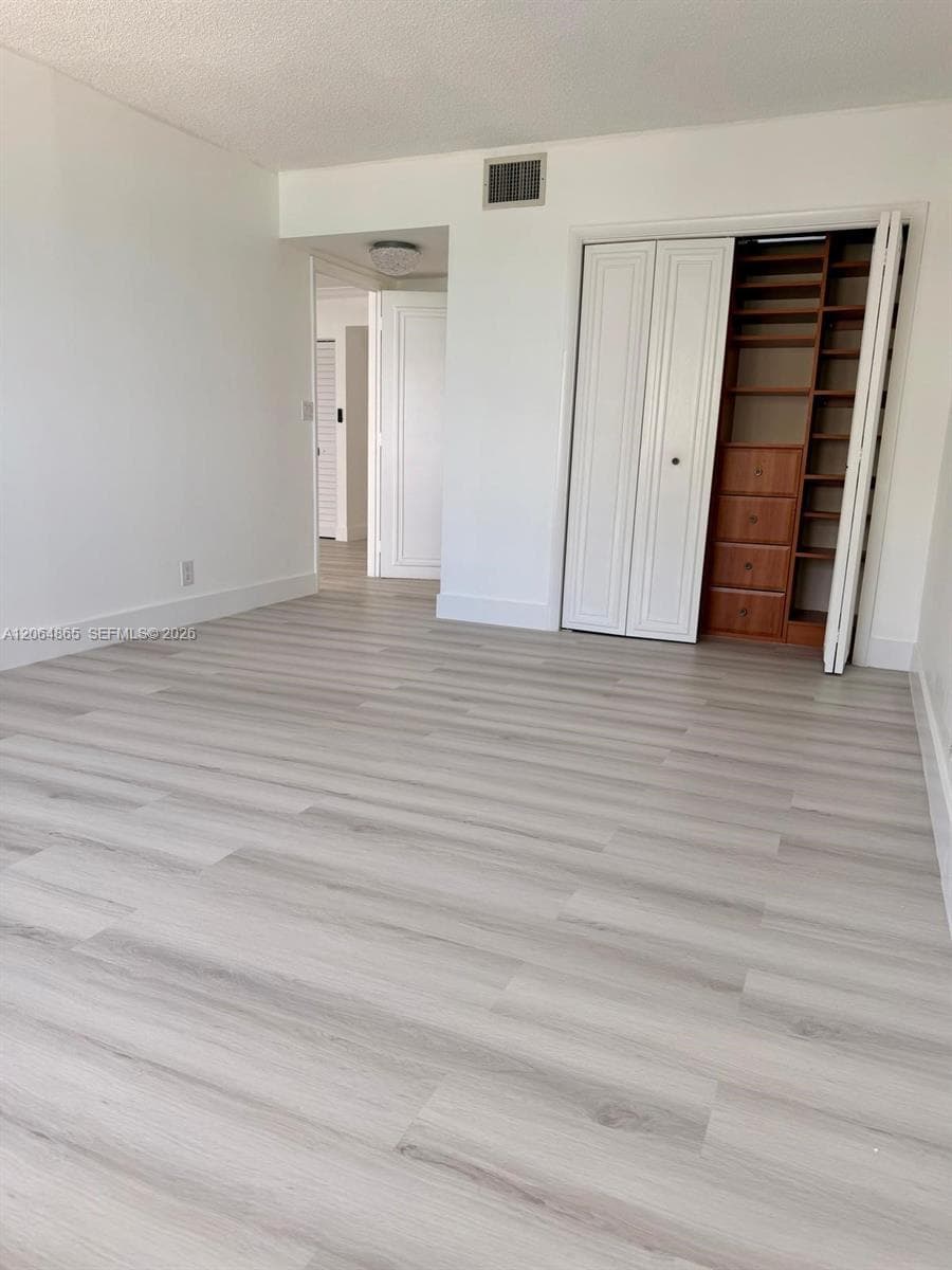 3725 S Ocean Dr 1116 photo 9
