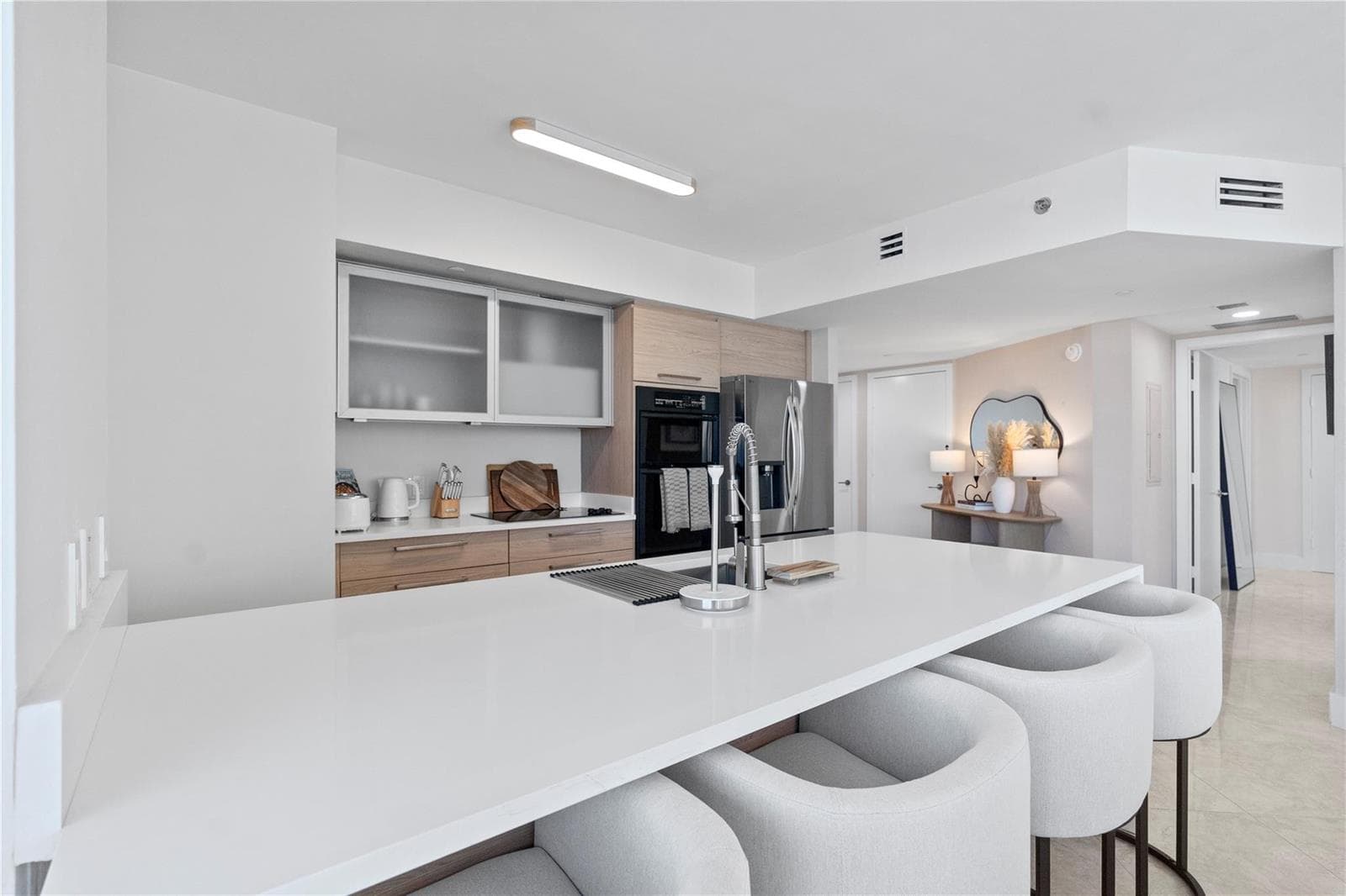 1830 S Ocean Drive 1006 photo 10
