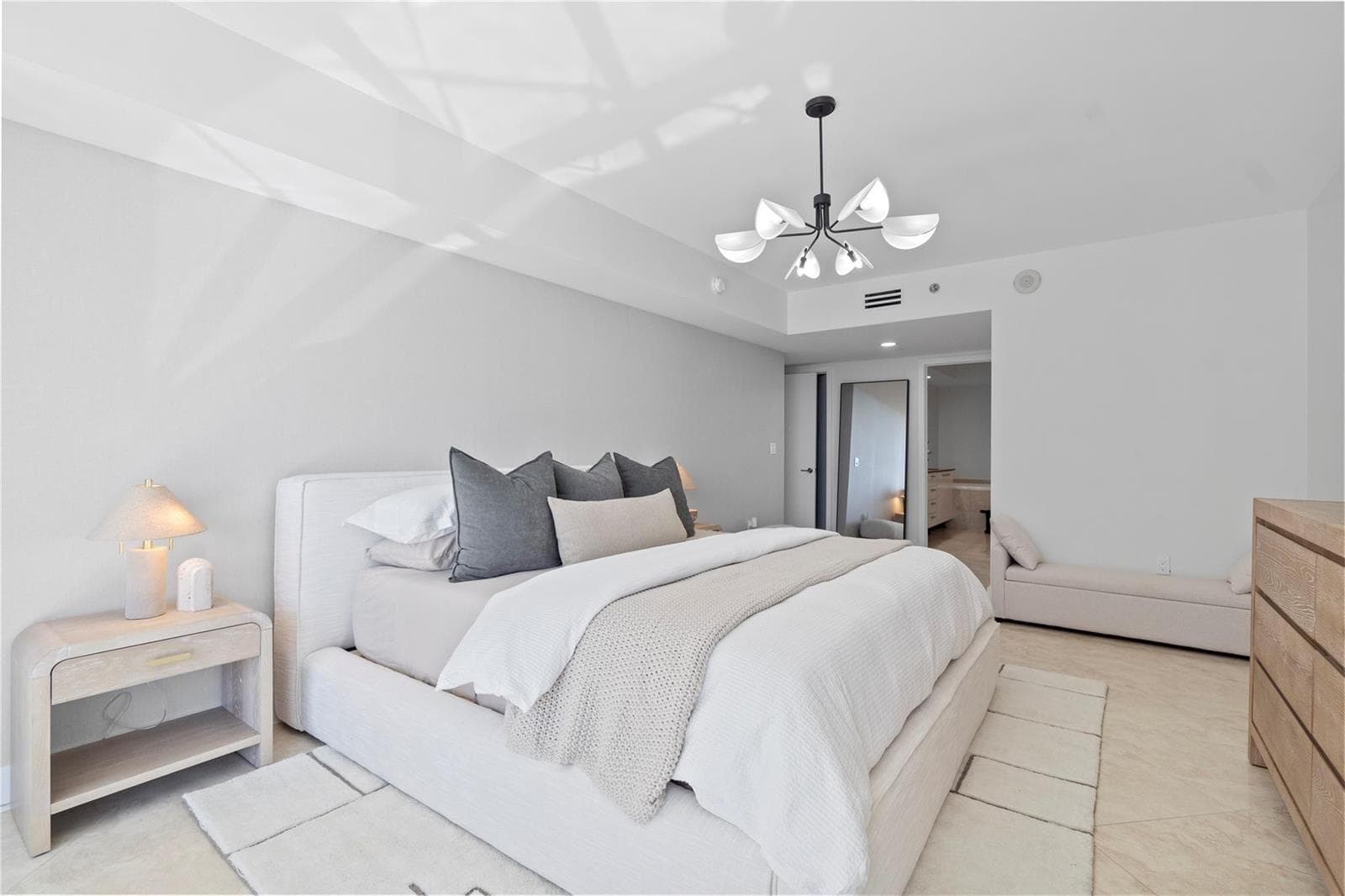 1830 S Ocean Drive 1006 photo 25