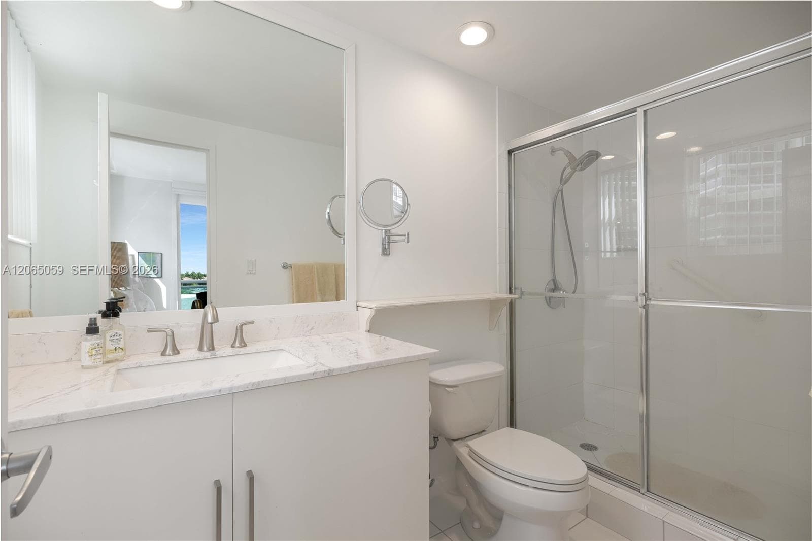 3001 S Ocean Dr 443 photo 13