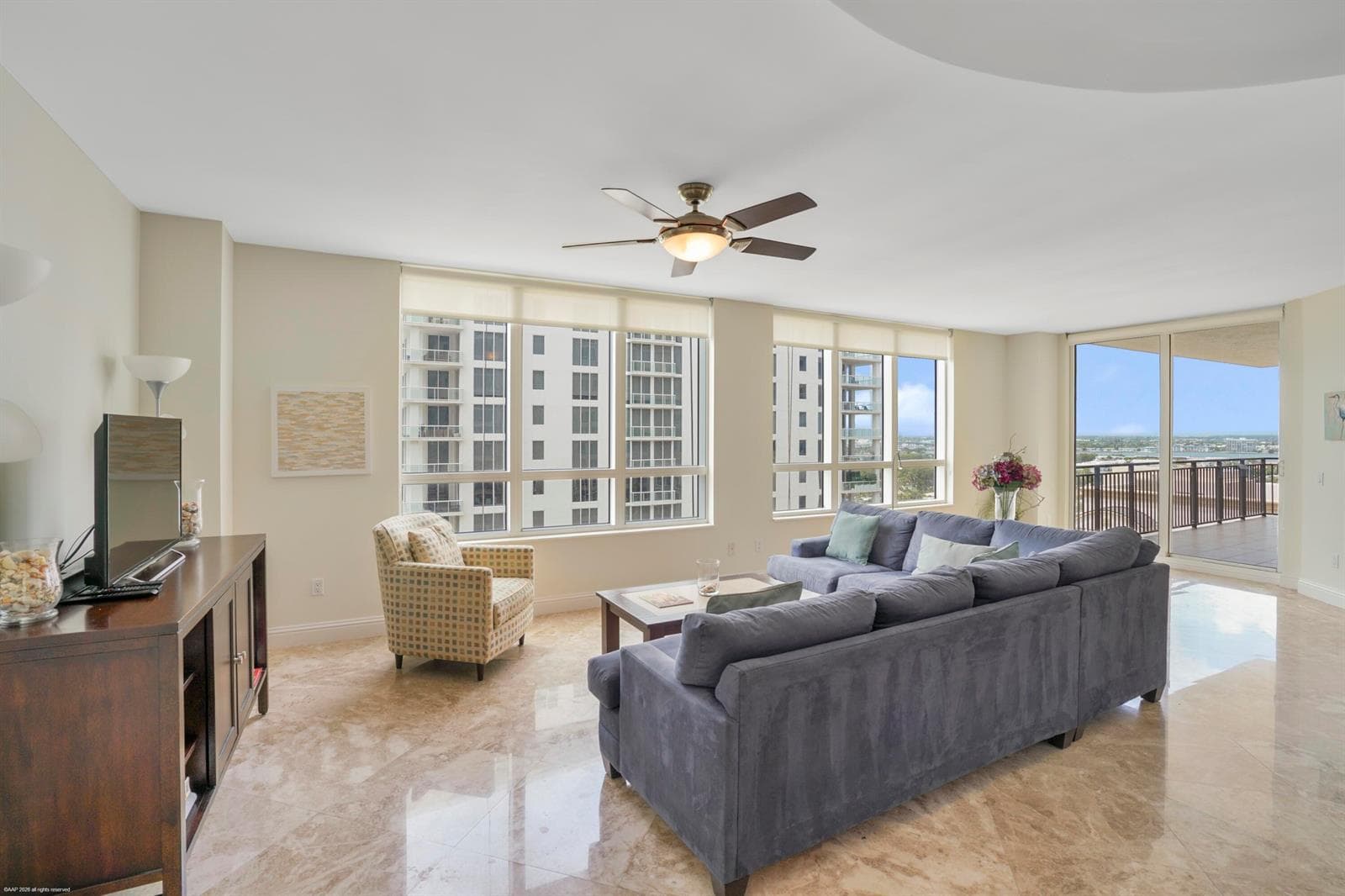 3800 N Ocean Drive 1450 photo 8