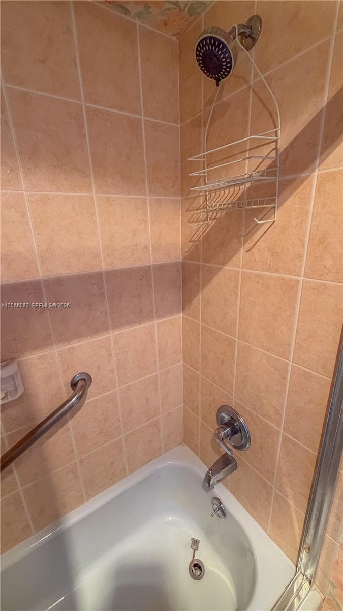 230 174th St 2412 photo 23