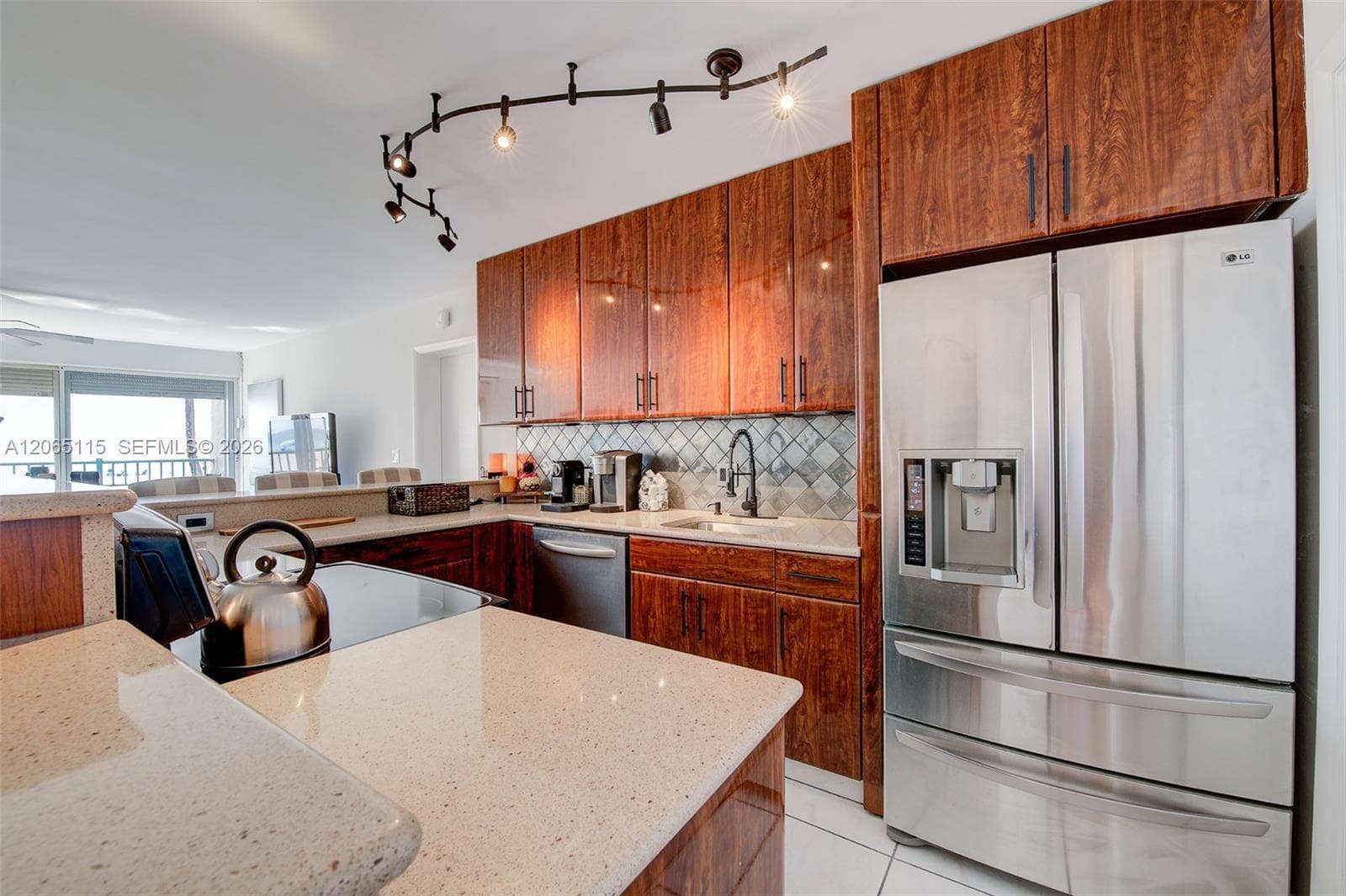 201 Van Buren St 101 photo 6