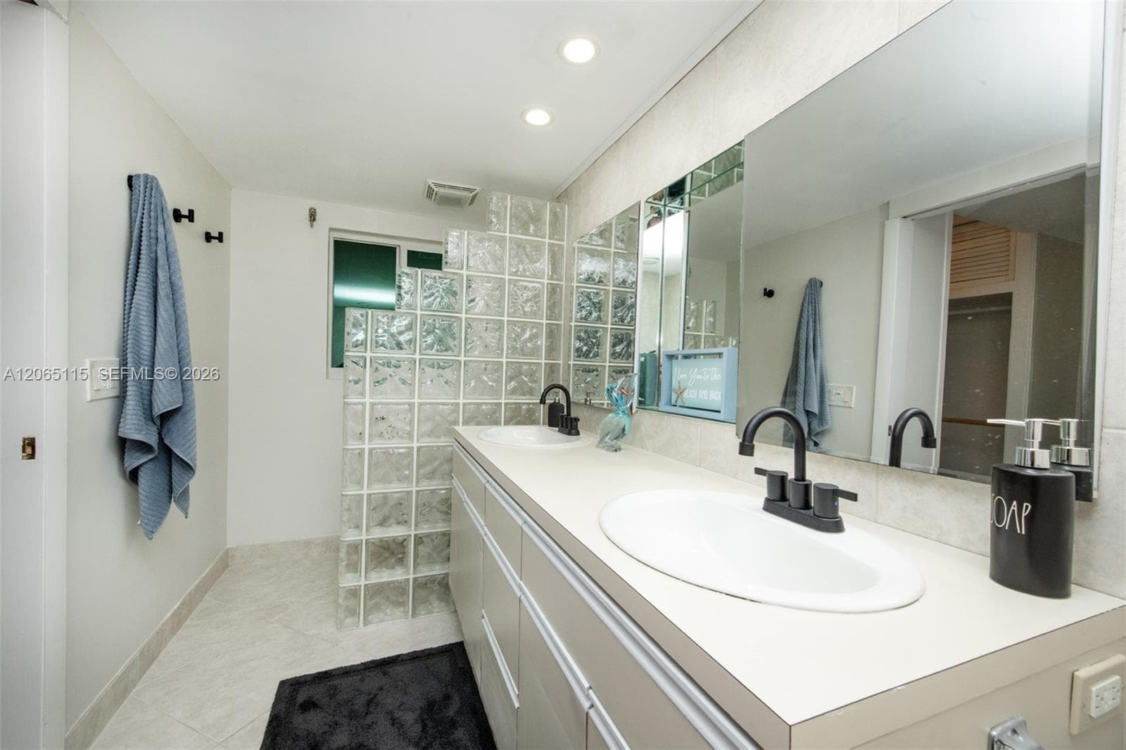 201 Van Buren St 101 photo 14