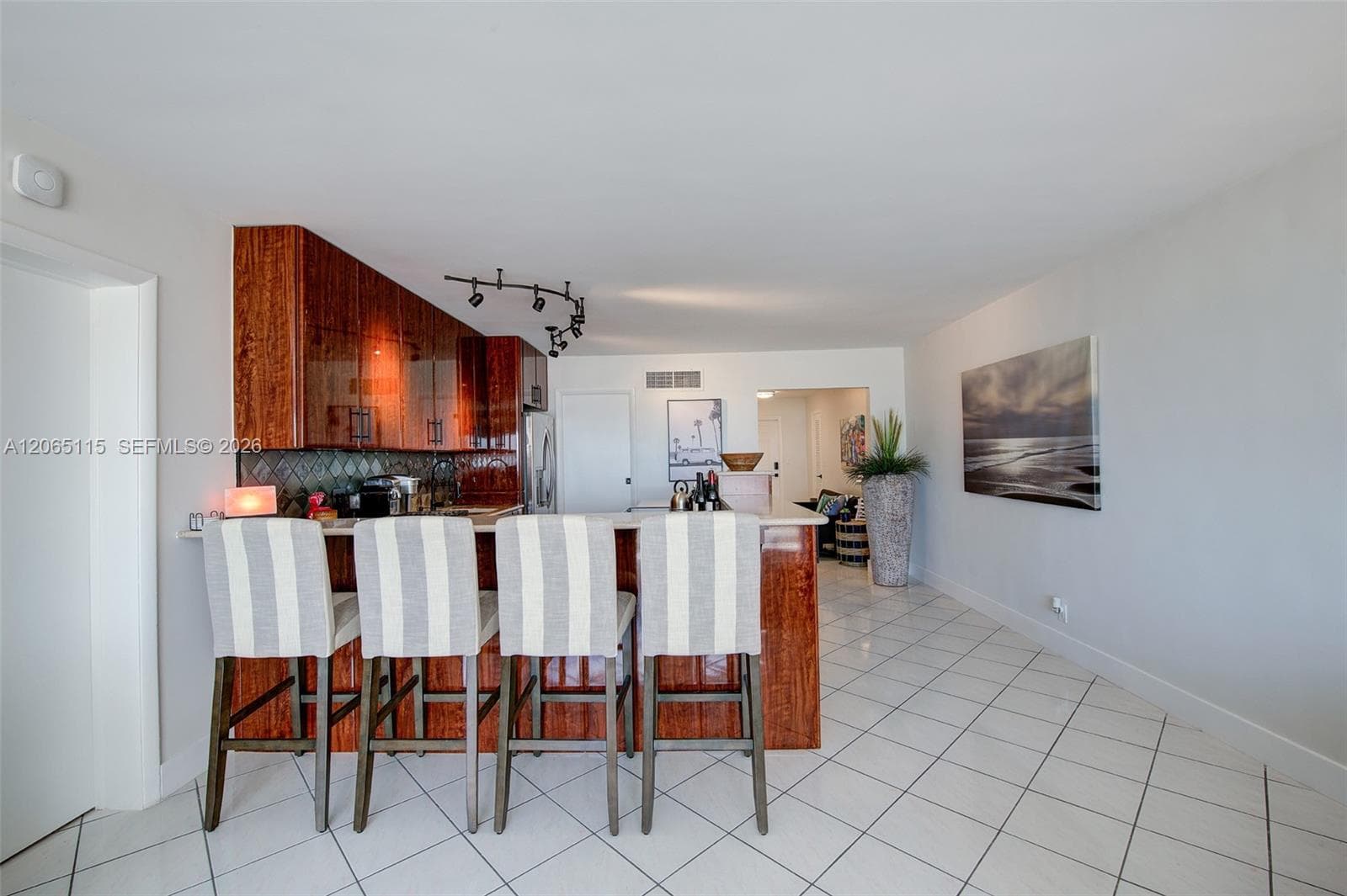 201 Van Buren St 101 photo 8
