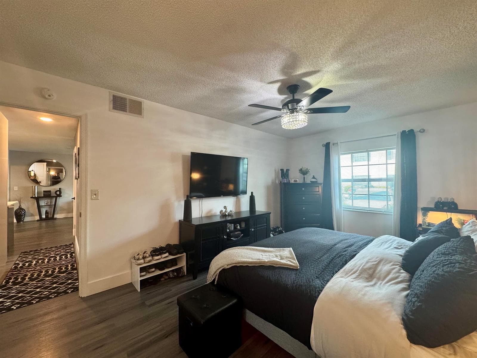 140 CYPRESS CLUB Drive 407 photo 15