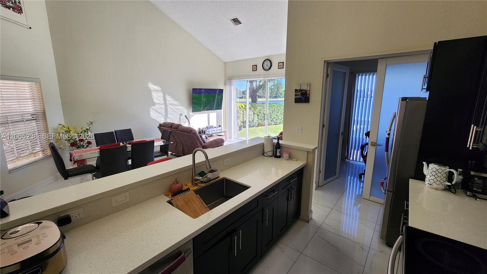 10702 Pelican Dr photo 11