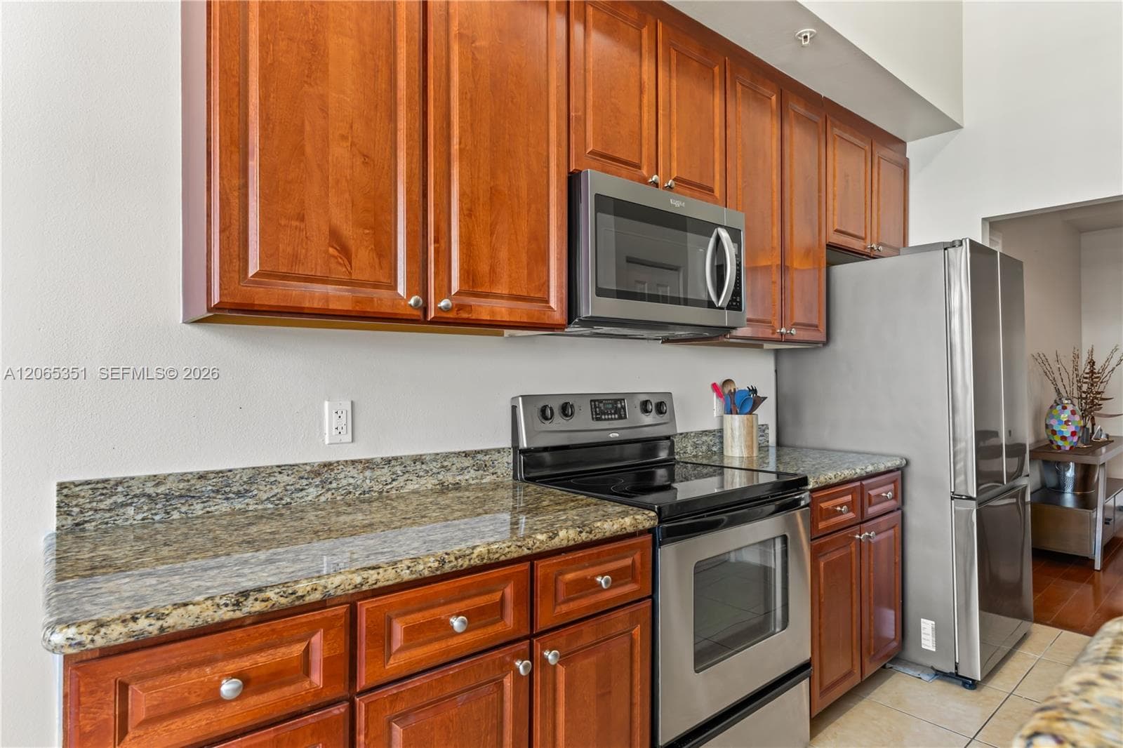 3001 NE 185th St 707 photo 13