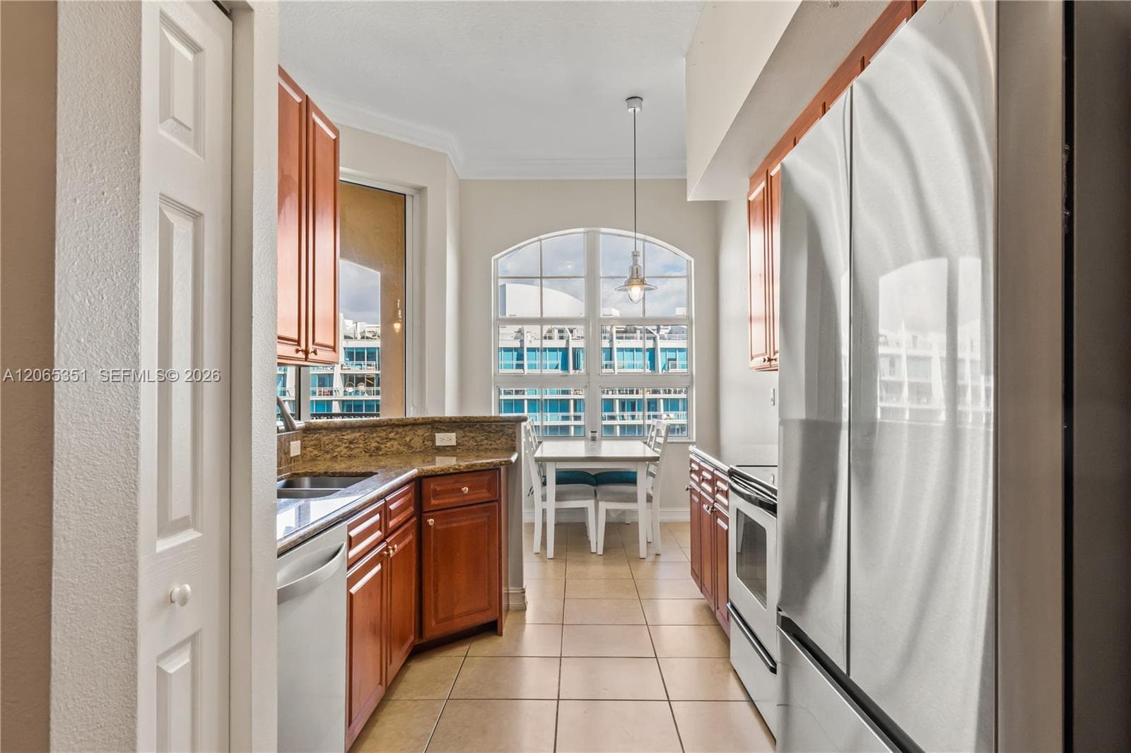 3001 NE 185th St 707 photo 11
