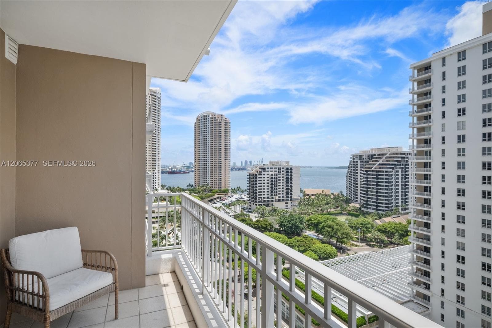 801 Brickell Key Blvd 1805 photo 5