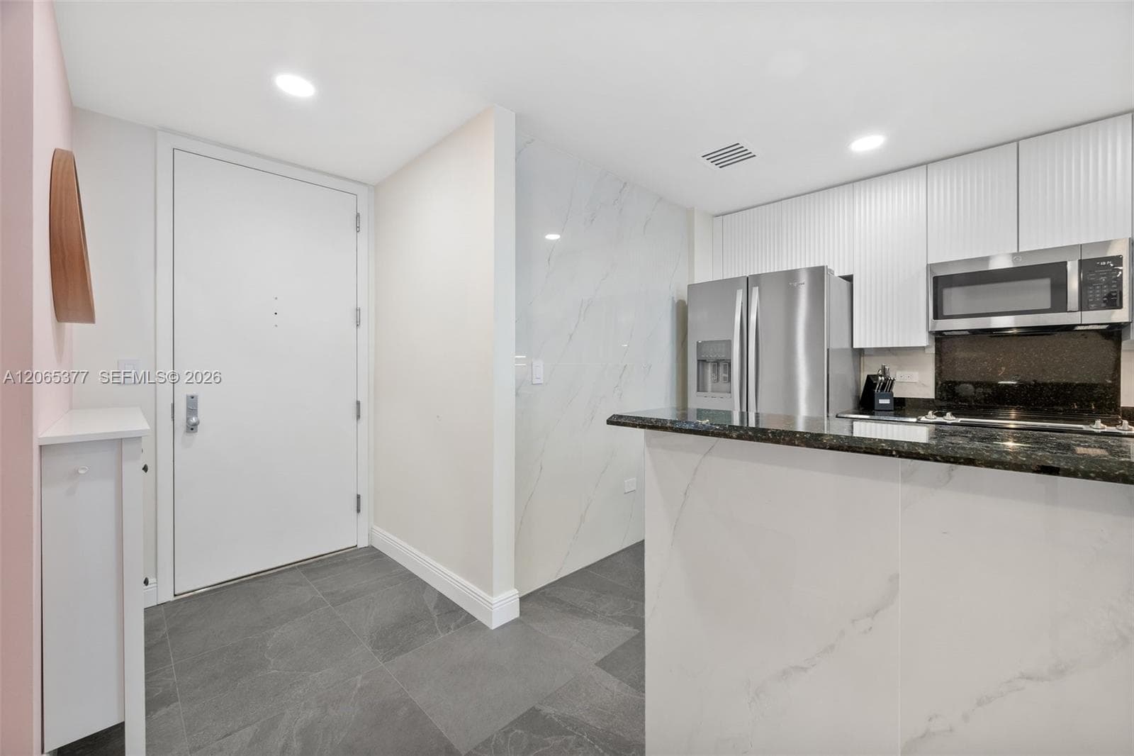 801 Brickell Key Blvd 1805 photo 9