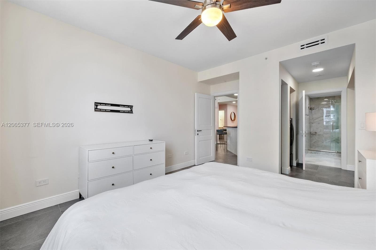 801 Brickell Key Blvd 1805 photo 14