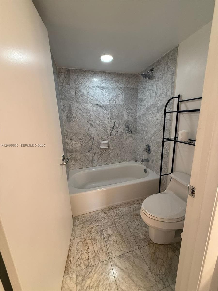 8911 Collins Ave 1103 photo 12