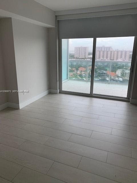 400 Sunny Isles Blvd 1606 photo 6