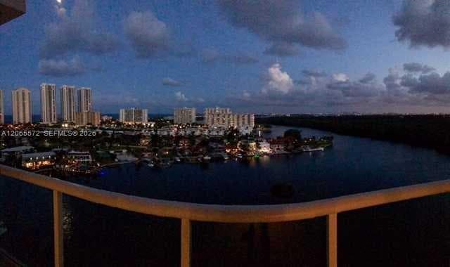 400 Sunny Isles Blvd 1606 photo 17
