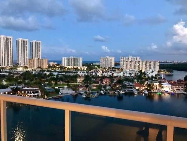 400 Sunny Isles Blvd 1606 photo 18