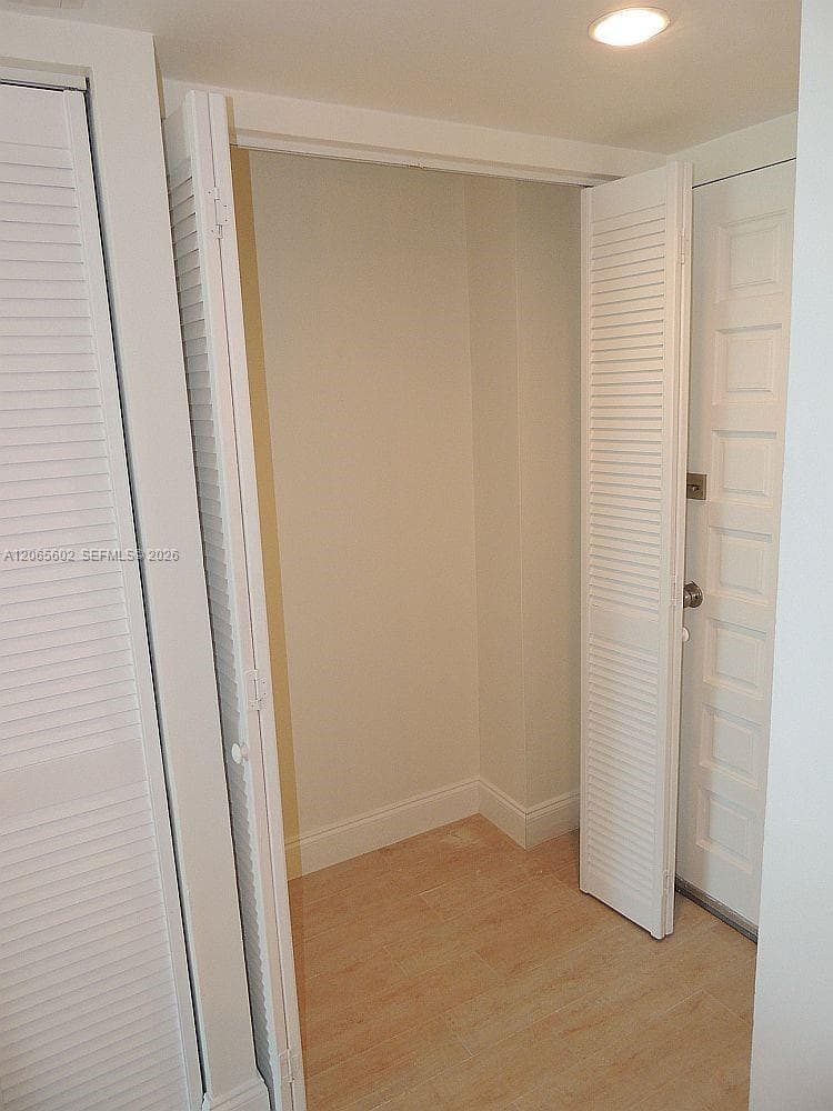 650 NE 64th St G501 photo 21