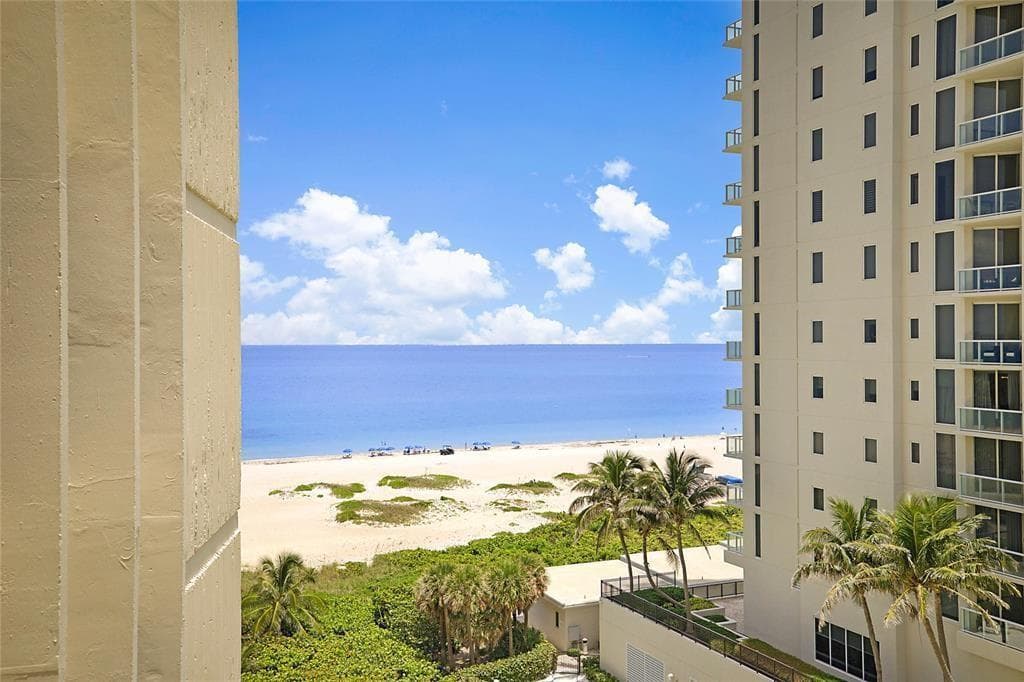 2800 N OCEAN Drive B-9A photo 2